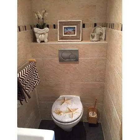 Hébergement de vacances In With Swimming Pool *