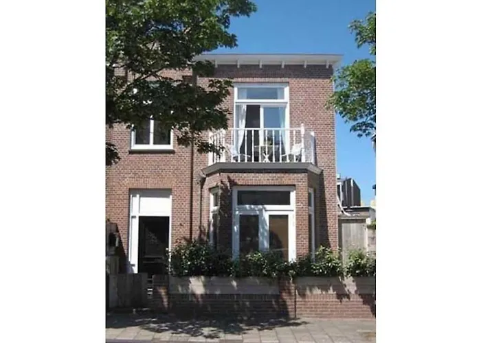 In With Swimming Pool Дом отдыха Зандфорт