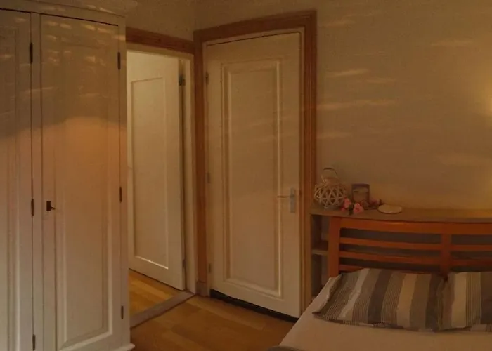 Дом отдыха In With Swimming Pool *